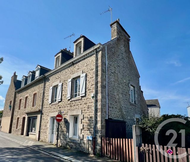 Appartement T2 à vendre - 2 pièces - 32.7 m2 - DINARD - 35 - BRETAGNE - Century 21 Immécom